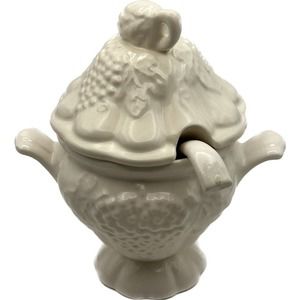 California USA Pottery 715 Grapevine Pattern Gravy Small Soup Tureen W/Ladle Lid